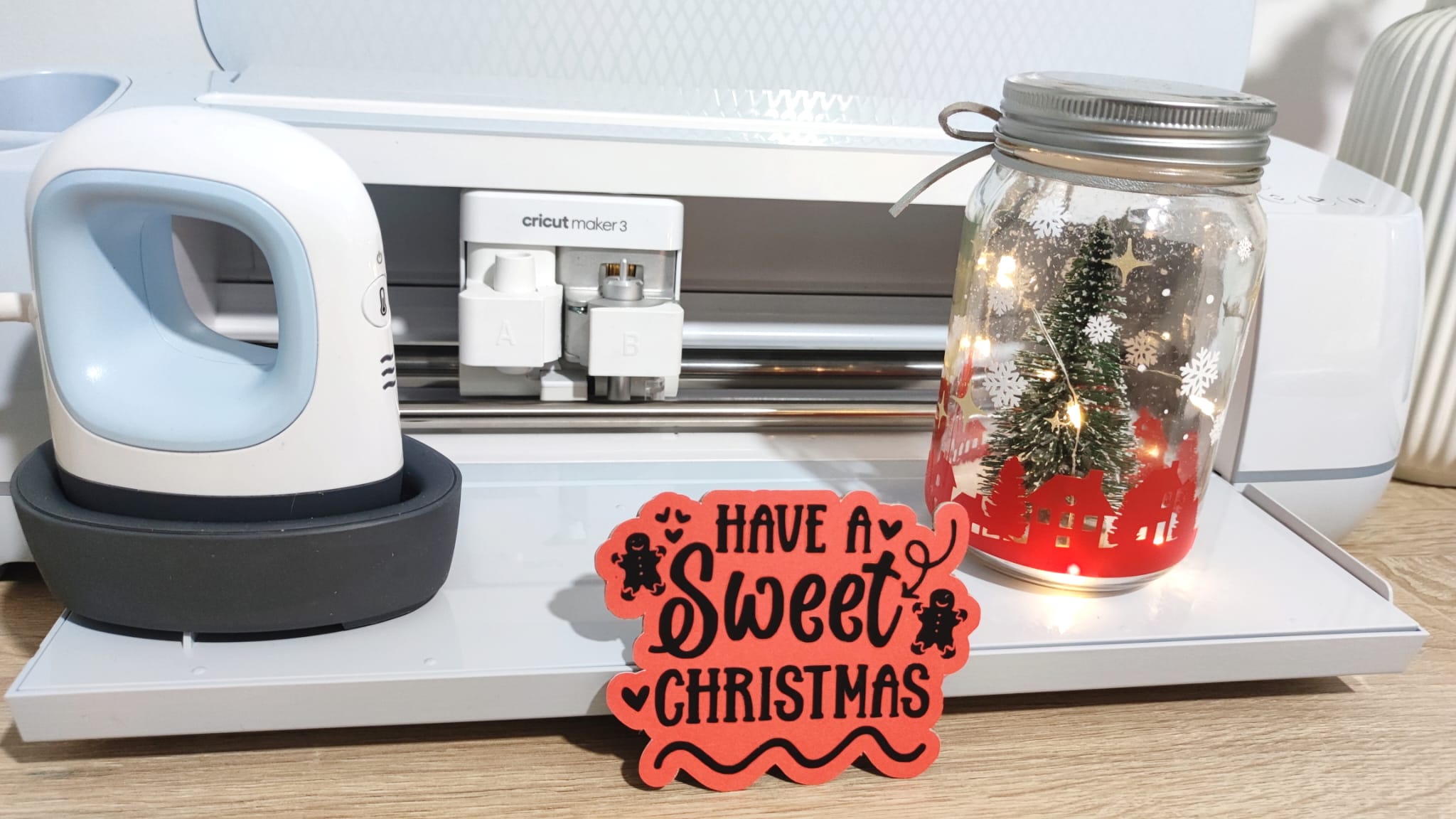 Descubre nuestro pack de materiales Smart disponible con la compra de Cricut  Explore 3 o Cricut Maker 3 y ¡crea tu propia Navidad! – Cricut